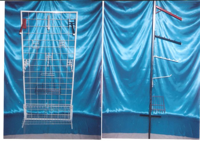 EXHIBIDORES PARA ROPA  # REJA PISO  # CASCADA